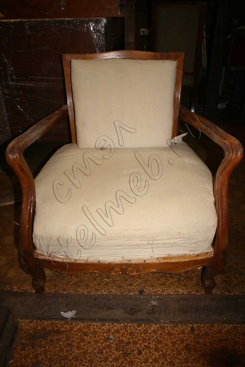 антикварное кресло до ремонта